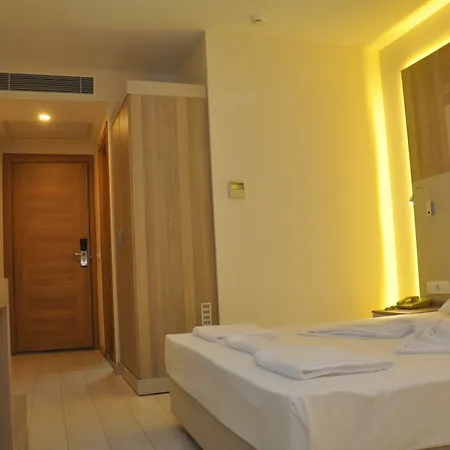 On 3* Antalia